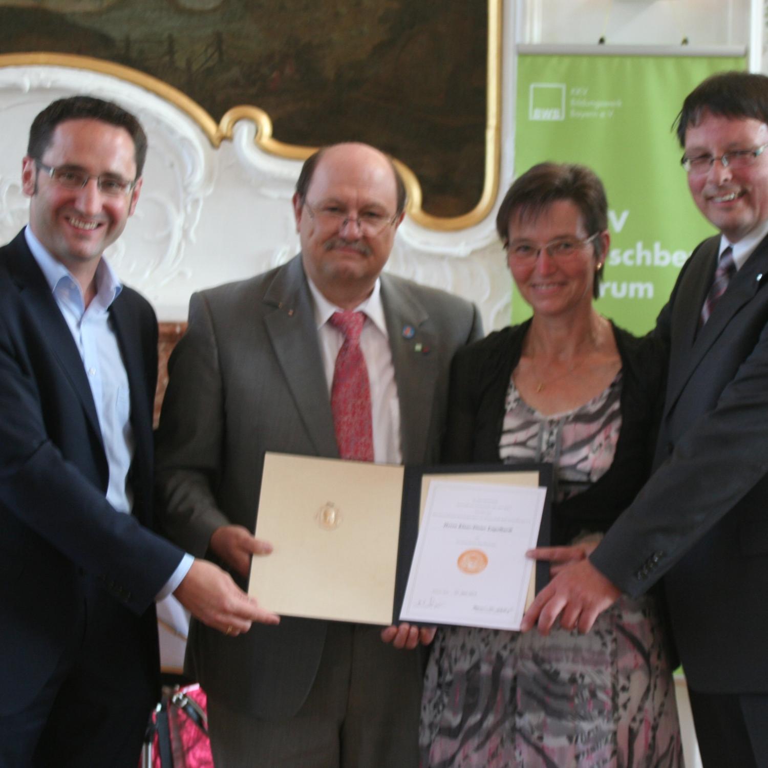 Dr.-Friedrich-Elz-Plakette Engelhardt